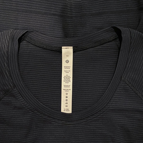 Lululemon Swiftly Tech 2.0 Race Length Top in Black/Gray Stripe (Size 10) - Picture 4 of 7